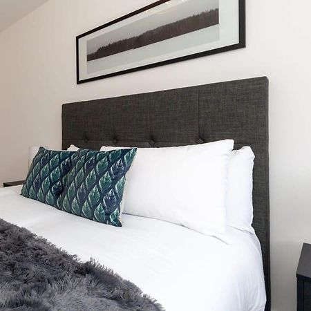 Modern 2 Bedroom Apartment In Wimbledon Londra Dış mekan fotoğraf