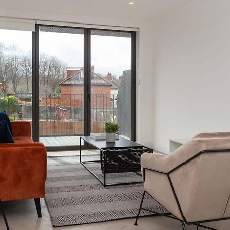 Modern 2 Bedroom Apartment In Wimbledon Londra Dış mekan fotoğraf